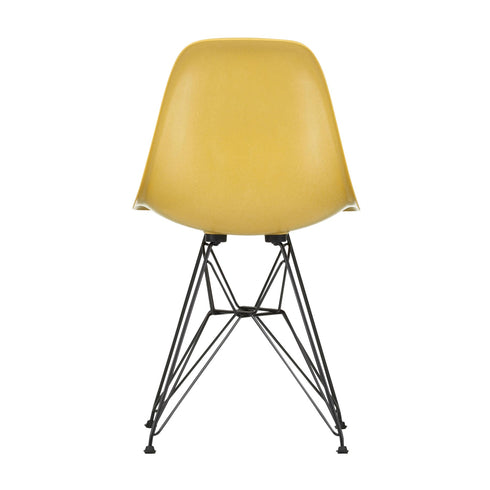 Cadeira Eames DSR em Fibra de Vidro / Base Preta